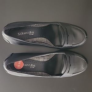 St. John's Bay Black Heels